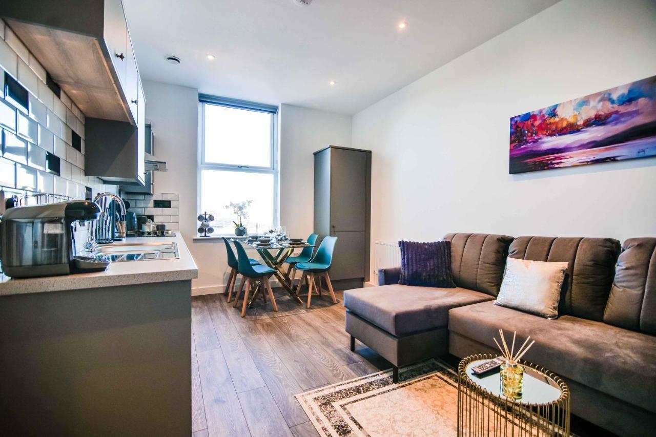 Apartment Crescent York